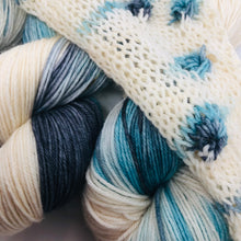 Load image into Gallery viewer, Paris Sock Weight Yarn - Orli