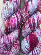 Load image into Gallery viewer, Wild Phlox DK Weight Yarn Oneta
