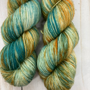 Faded Memory sock yarn weight