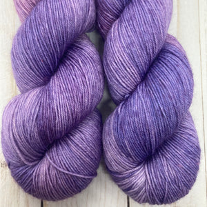 Lilac sock yarn weight